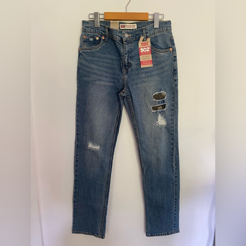 Boy’s Levi's 502’s tapered leg, size 18